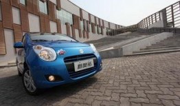 新款奥拓最新爆料图片大全,揭秘新款车型惊艳亮相，海量图片大赏！”