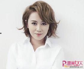 娱乐圈最新爆料马丽是谁,娱乐圈新晋话题女王，揭秘她的崛起之路